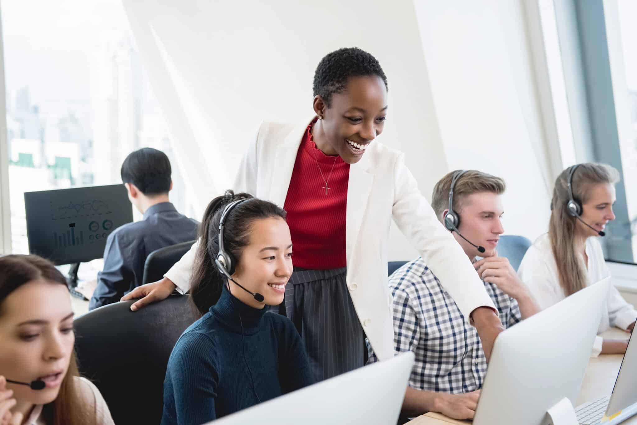 African,American,Female,Supervisor,Training,Work,To,Multiethnic,Team,In
